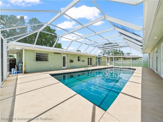 2410 Sunset Drive, Sebring, FL 33870
