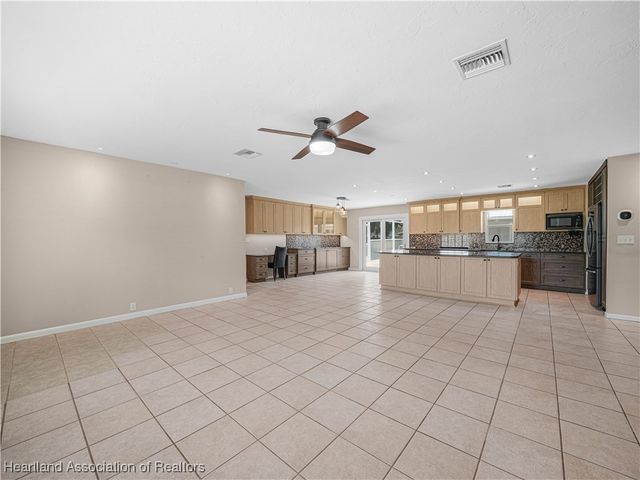 2410 Sunset Drive, Sebring, FL 33870