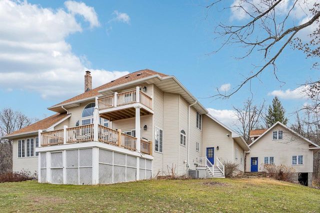 W9460 Welch Road, Elroy, WI 53929