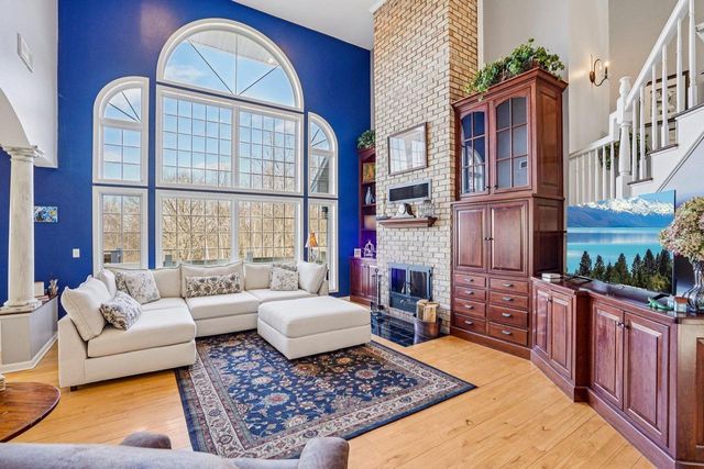 W9460 Welch Road, Elroy, WI 53929