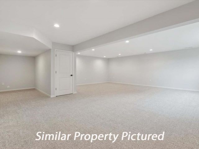 235 Chadwick Lane, Iowa City, IA 52246