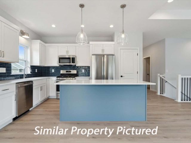 235 Chadwick Lane, Iowa City, IA 52246