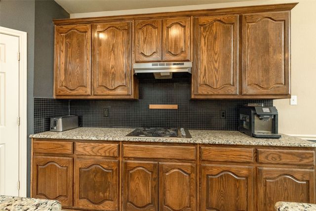 1424 Fence Post Drive, Fort Worth, TX 76052