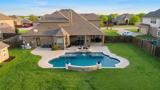 1424 Fence Post Drive, Fort Worth, TX 76052