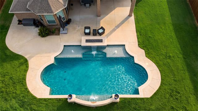 1424 Fence Post Drive, Fort Worth, TX 76052