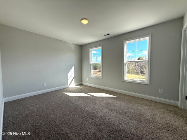 219 Uwharrie Way, Sanford, NC 27330