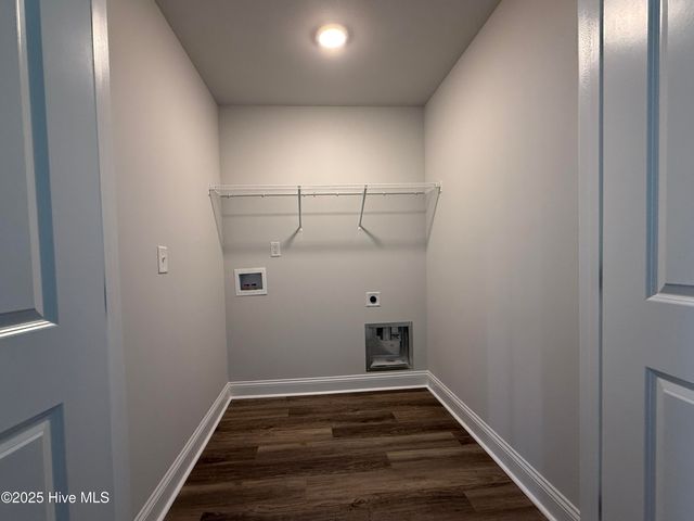 219 Uwharrie Way, Sanford, NC 27330