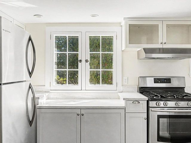 173-179 South Prospect Street, Burlington, VT 05401