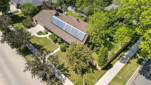 2506 Geele AVENUE, Sheboygan, WI 53083