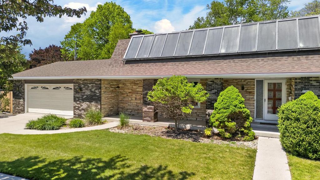 2506 Geele AVENUE, Sheboygan, WI 53083