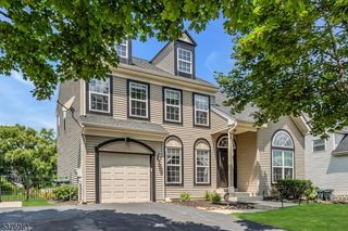 57 Byron Dr, Lopatcong Twp., NJ 08865