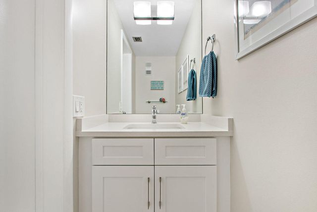 353 S Us Highway 1 B301, Jupiter, FL 33477