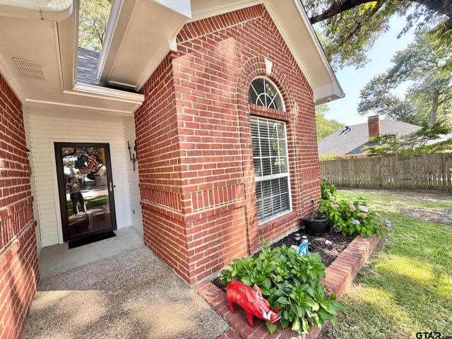 3110 Tallow Oak Cir, Tyler, TX 75707