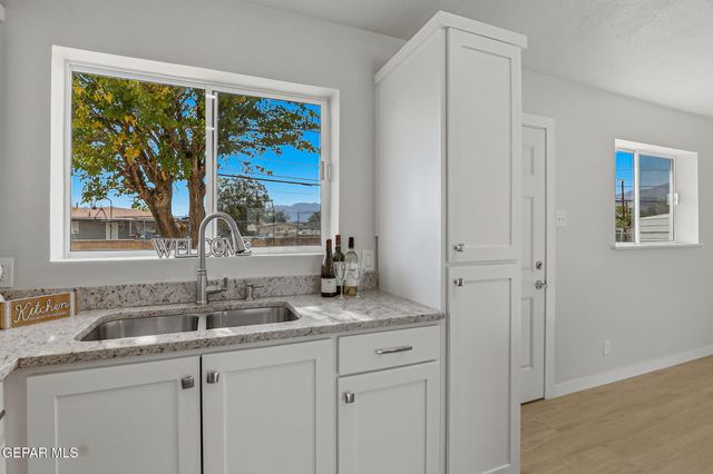 9205 Salisbury Drive, El Paso, TX 79924