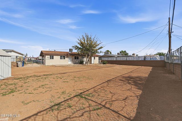 9205 Salisbury Drive, El Paso, TX 79924