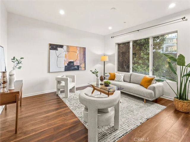 21 Gramercy 208, Irvine, CA 92612