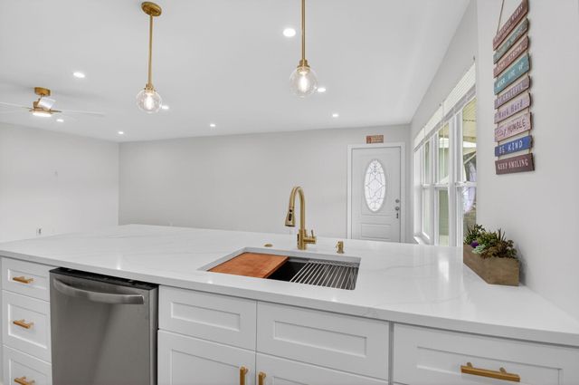 760 High Point N, Delray Beach, FL 33445