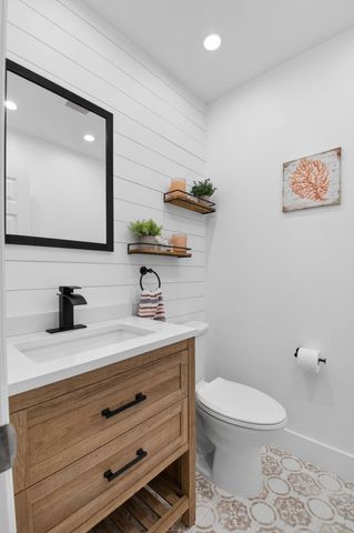 760 High Point N, Delray Beach, FL 33445