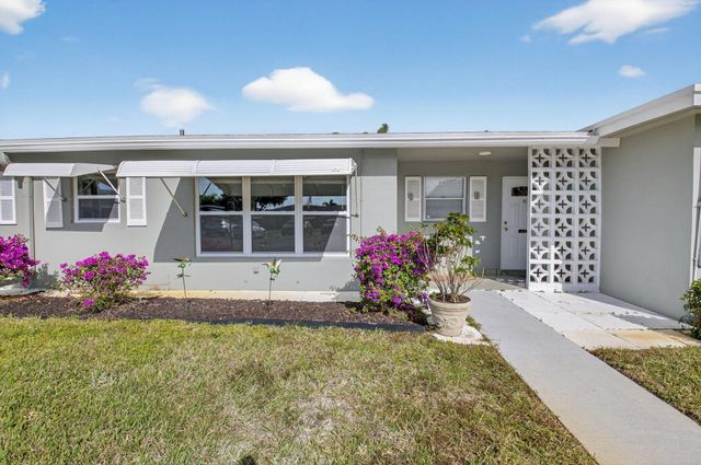 760 High Point N, Delray Beach, FL 33445