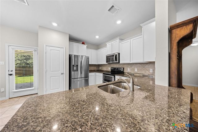 6131 Lavaca Drive, Belton, TX 76513