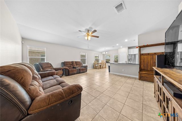 6131 Lavaca Drive, Belton, TX 76513