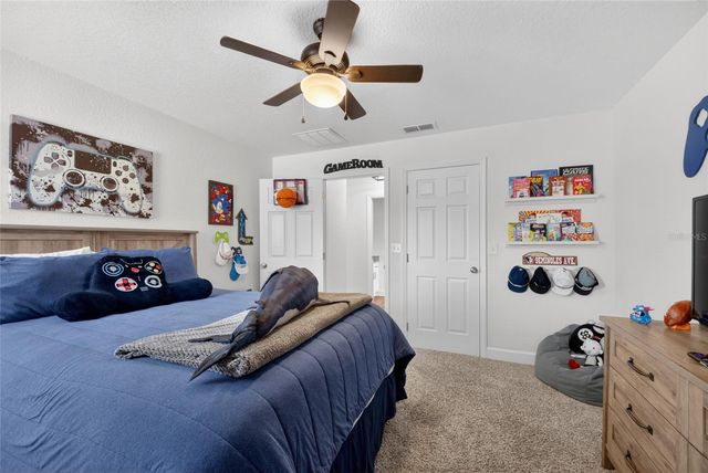 3903 SE 38TH LOOP, Ocala, FL 34480