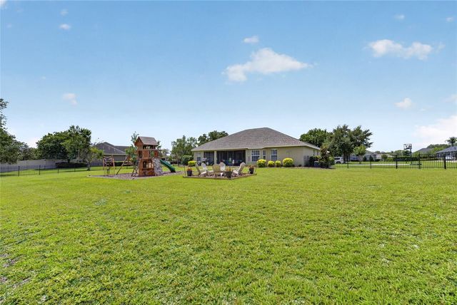 3903 SE 38TH LOOP, Ocala, FL 34480
