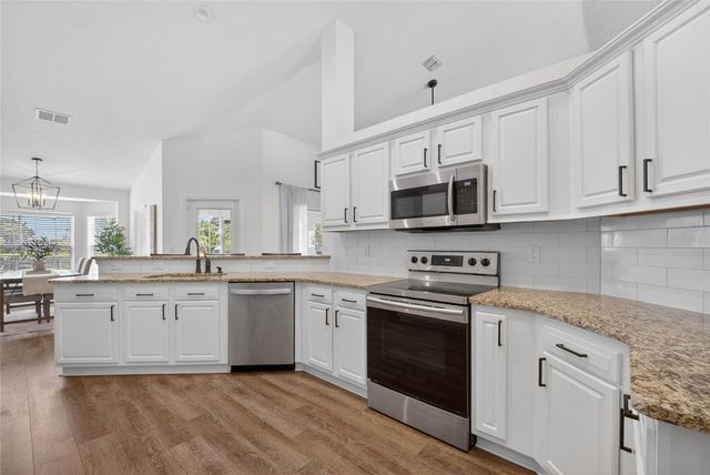 3903 SE 38TH LOOP, Ocala, FL 34480