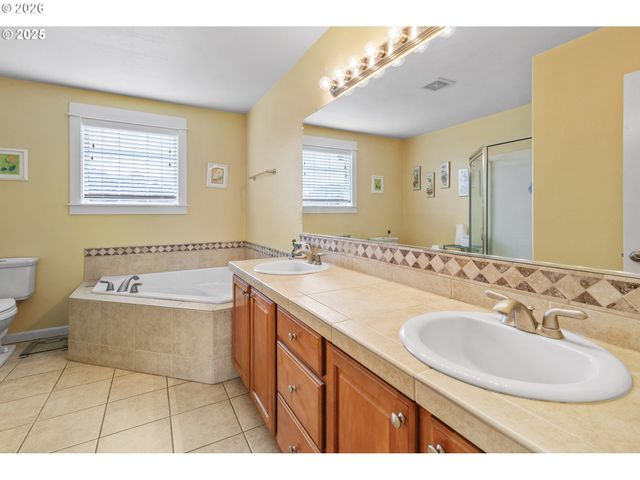 10006 Ne 103RD St, Vancouver, WA 98662