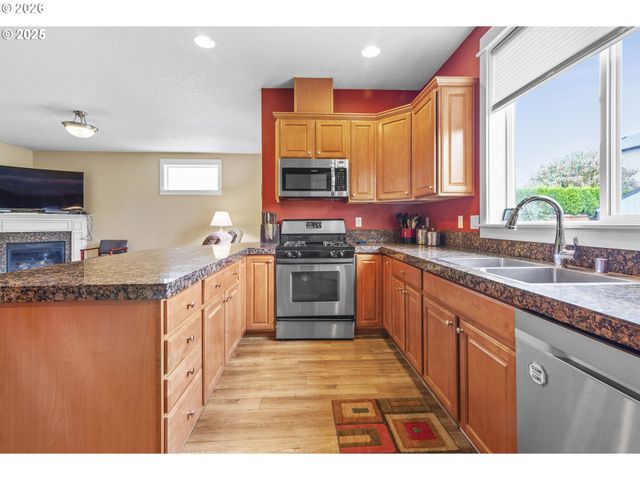 10006 Ne 103RD St, Vancouver, WA 98662