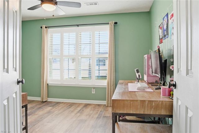 1726 Aspenwood DR, Hampton, VA 23666