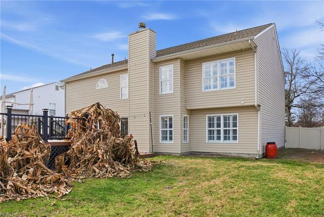 1726 Aspenwood DR, Hampton, VA 23666