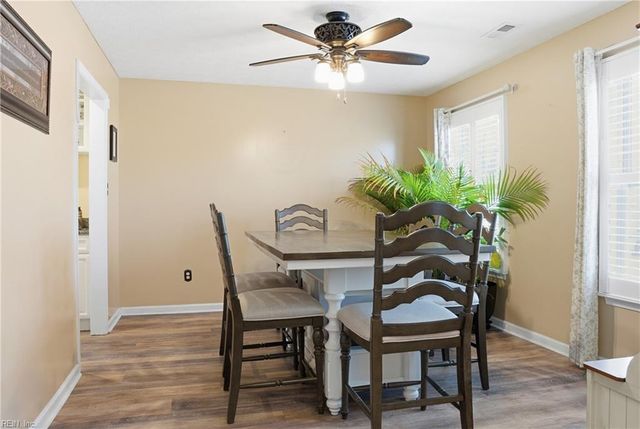 1726 Aspenwood DR, Hampton, VA 23666