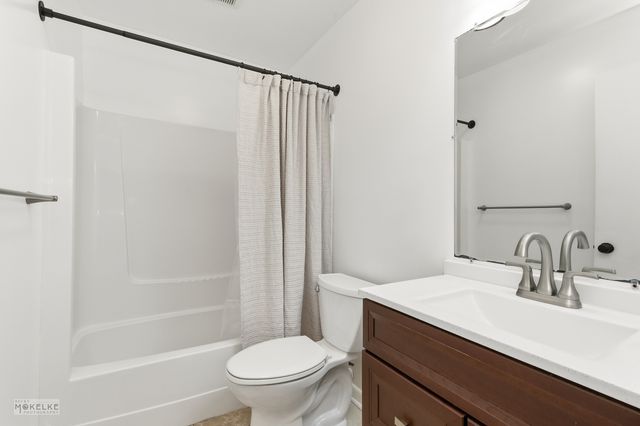 105 W Somonauk Street, Yorkville, IL 60560