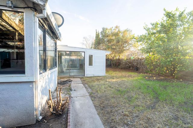 7388 Mandy Dr, Sacramento, CA 95823