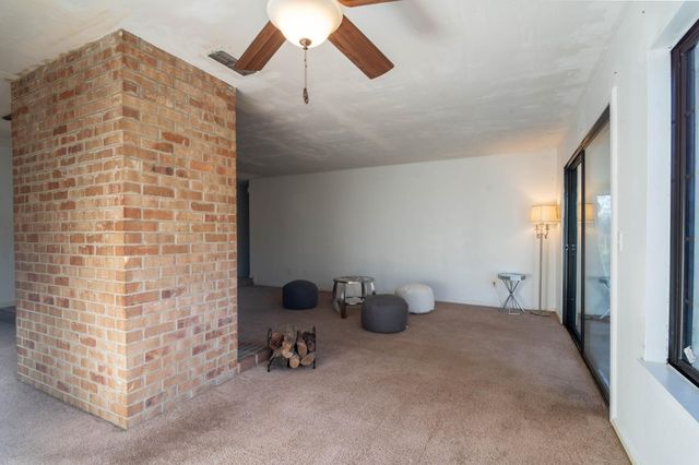 7388 Mandy Dr, Sacramento, CA 95823