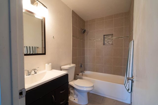 7388 Mandy Dr, Sacramento, CA 95823