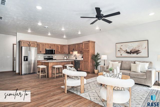 6205 S Ruby Jean Pl Place, Sioux Falls, SD 57108