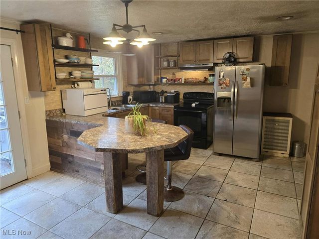 5429 US Route 422, Southington, OH 44470