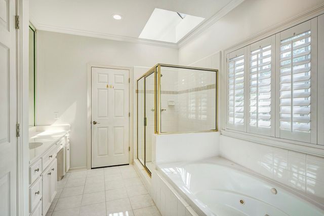 2709 Wroxton Road, West University Place, TX 77005