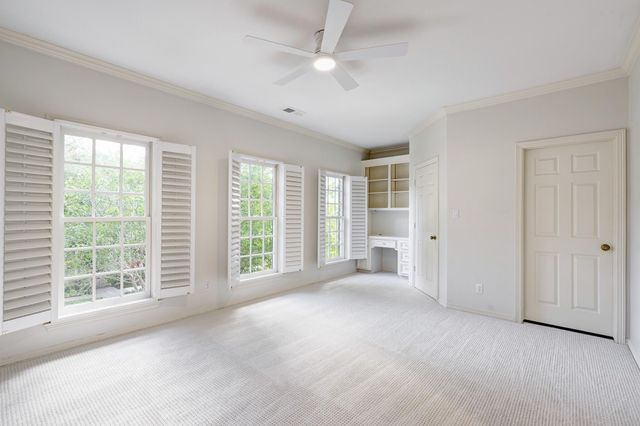 2709 Wroxton Road, West University Place, TX 77005