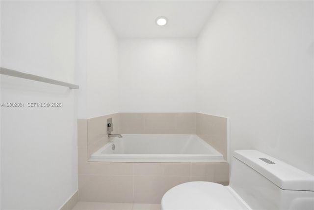 55 SW 9th St 3106, Miami, FL 33130