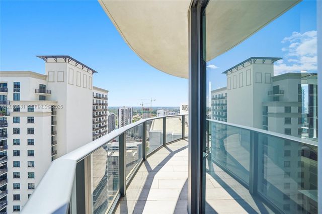 55 SW 9th St 3106, Miami, FL 33130