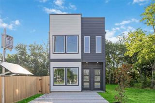 5716 Eastland A-B, Houston, TX 77028