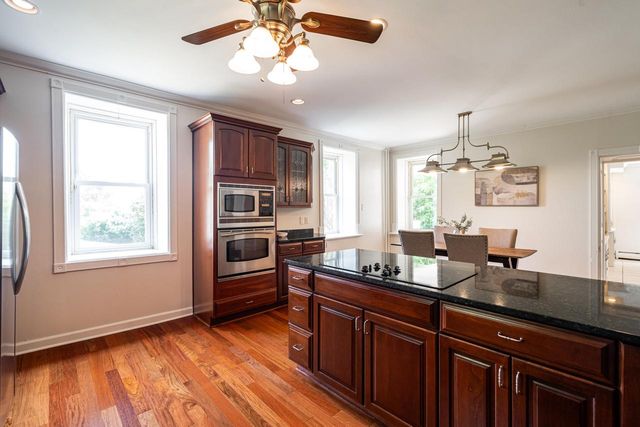 628 Port Washington ROAD, Grafton, WI 53024