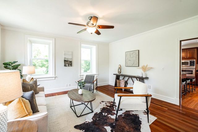 628 Port Washington ROAD, Grafton, WI 53024