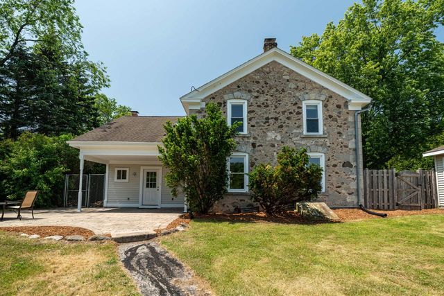 628 Port Washington ROAD, Grafton, WI 53024
