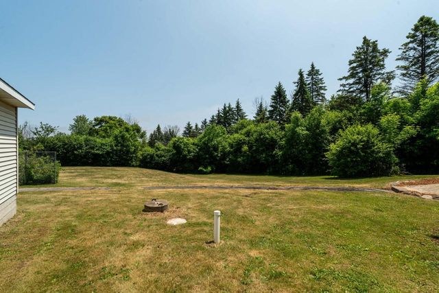 628 Port Washington ROAD, Grafton, WI 53024