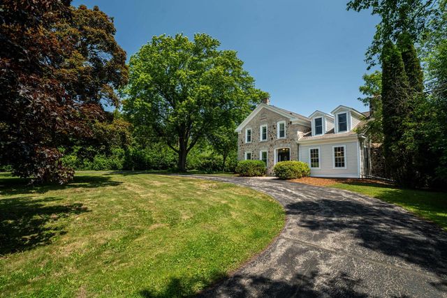 628 Port Washington ROAD, Grafton, WI 53024