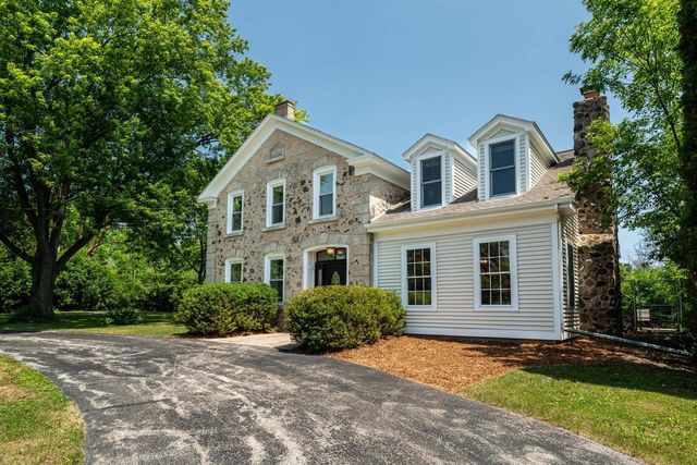 628 Port Washington ROAD, Grafton, WI 53024